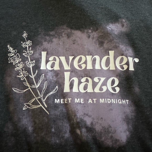 Tops - Lavender Haze swiftie tshirt